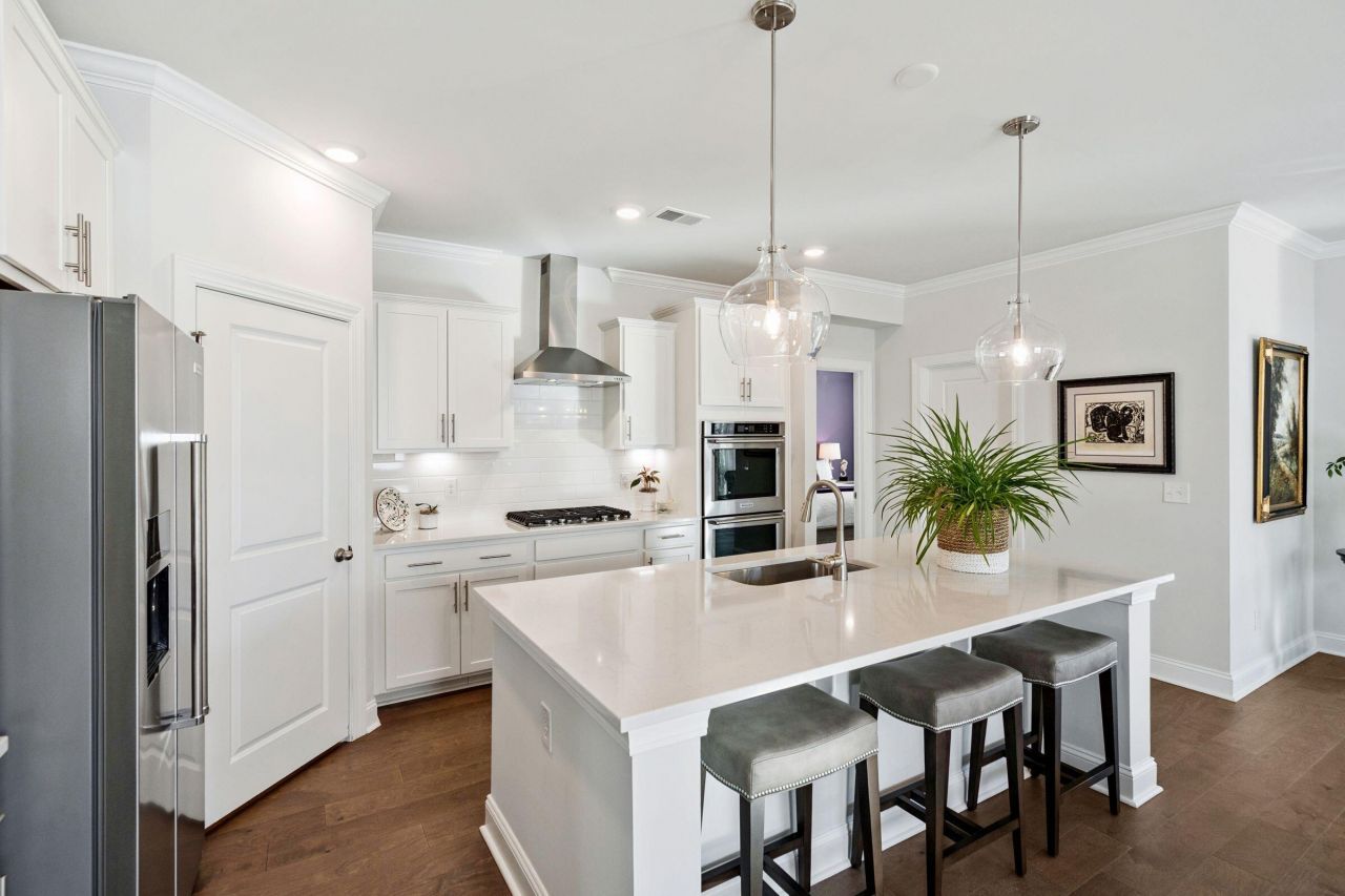 673 Pontoon Road Photo 12