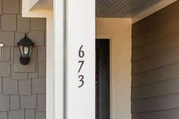 673 Pontoon Road photo 4