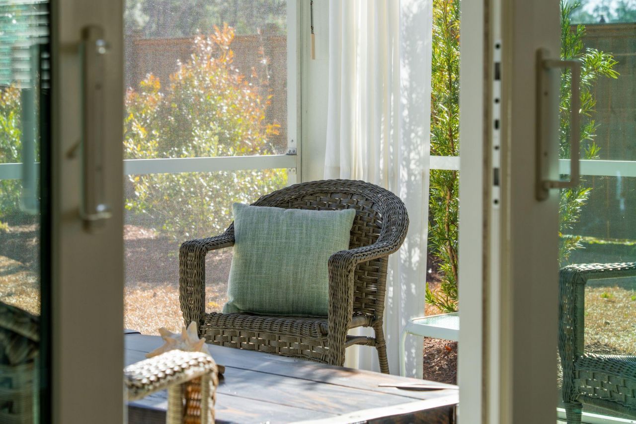 673 Pontoon Road Photo 34