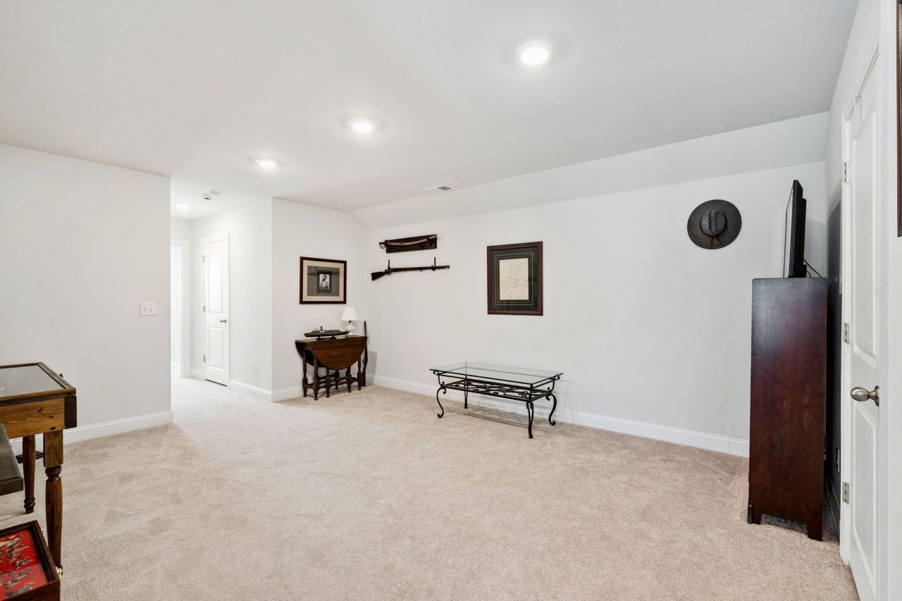 673 Pontoon Road Photo 50