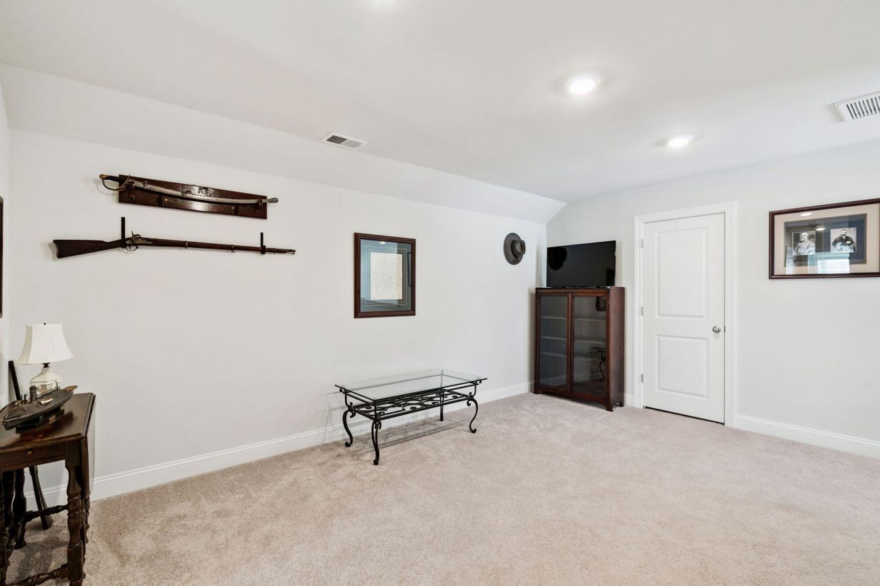 673 Pontoon Road Photo 52