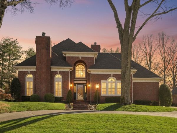 550 Midway Cir, Brentwood, TN 37027