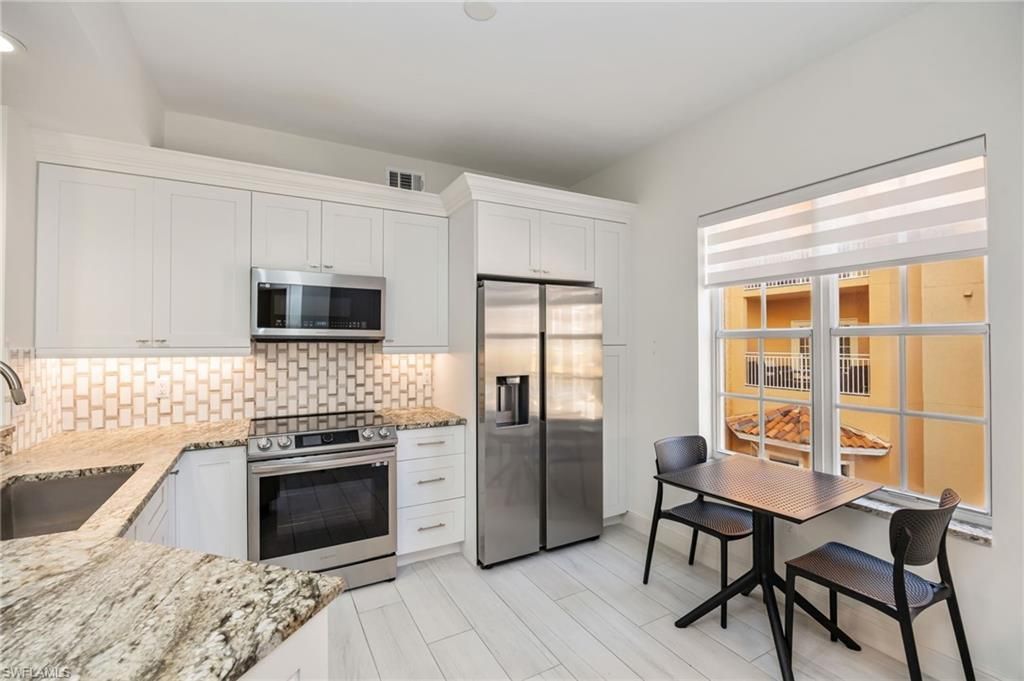 401 Bayfront Pl, Unit 3208, Naples, FL 34102 Photo