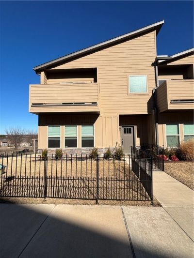 2252 W Million Lane, Fayetteville, AR 72704 Main Photo