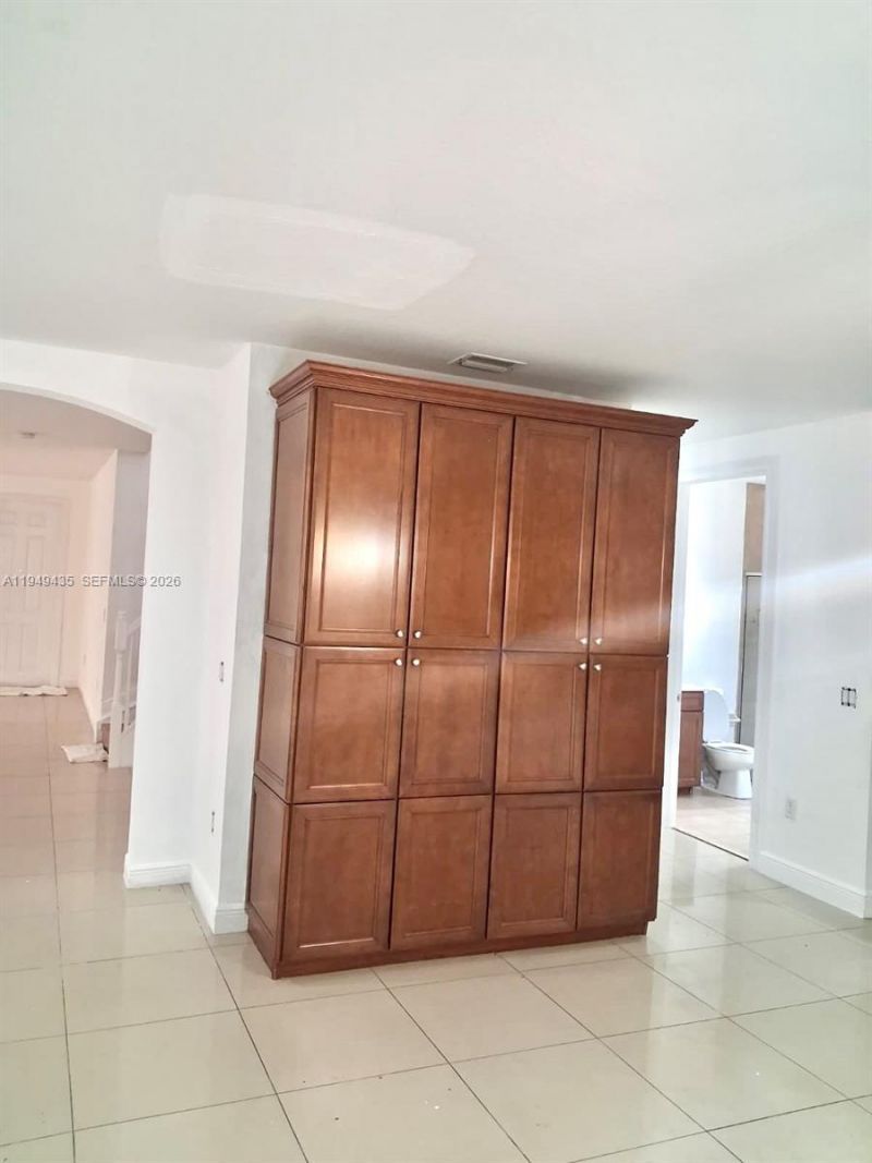 9855 NW 89th Ter, Doral, FL 33178 Photo