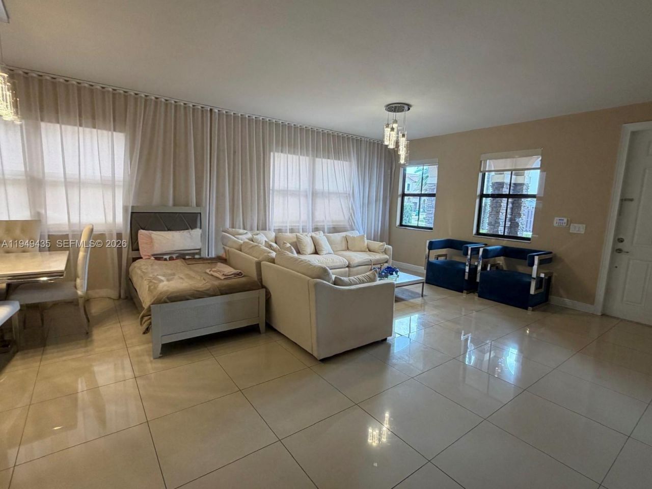 9855 NW 89th Ter, Doral, FL 33178 Photo