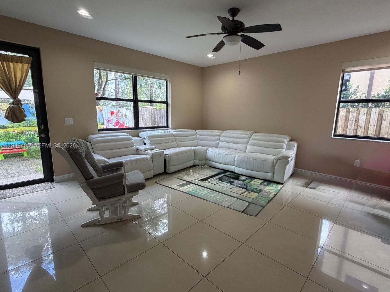 9855 NW 89th Ter, Doral, FL 33178 Photo