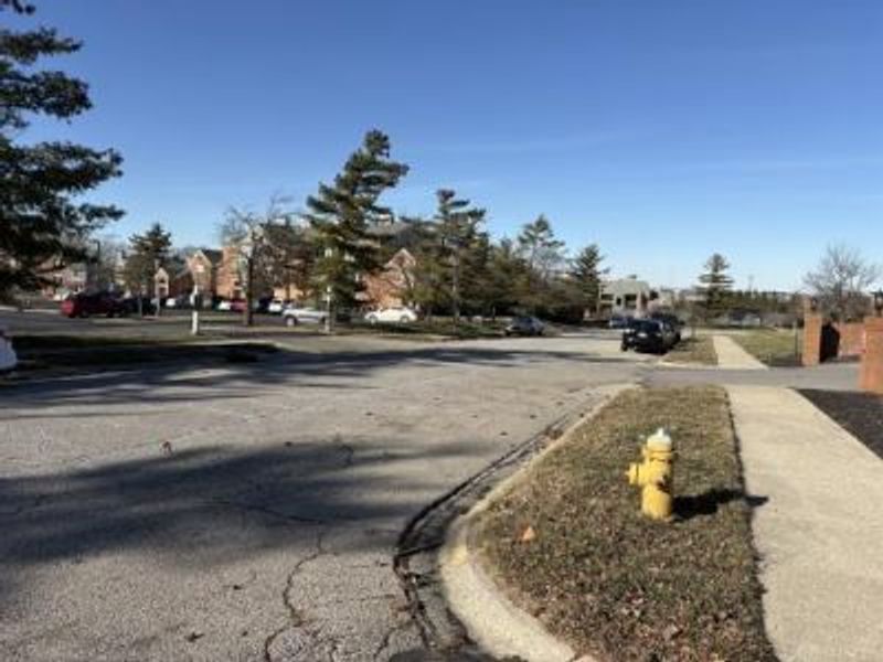 1100 Eagle Nest Court, Unit 1, Dayton, OH 45449 Photo 2