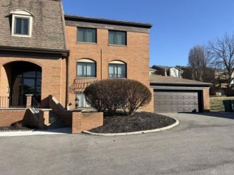 1100 Eagle Nest Court, Unit 1, Dayton, OH 45449 Photo 4