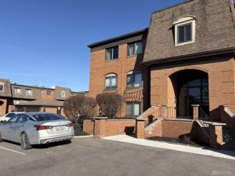 1100 Eagle Nest Court, Unit 1, Dayton, OH 45449 Photo 5