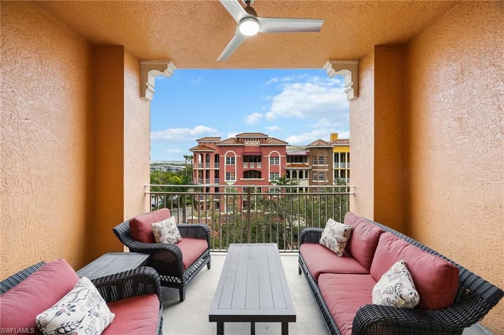 410 Bayfront Pl , Unit 2502, Naples, FL 34102 Photo