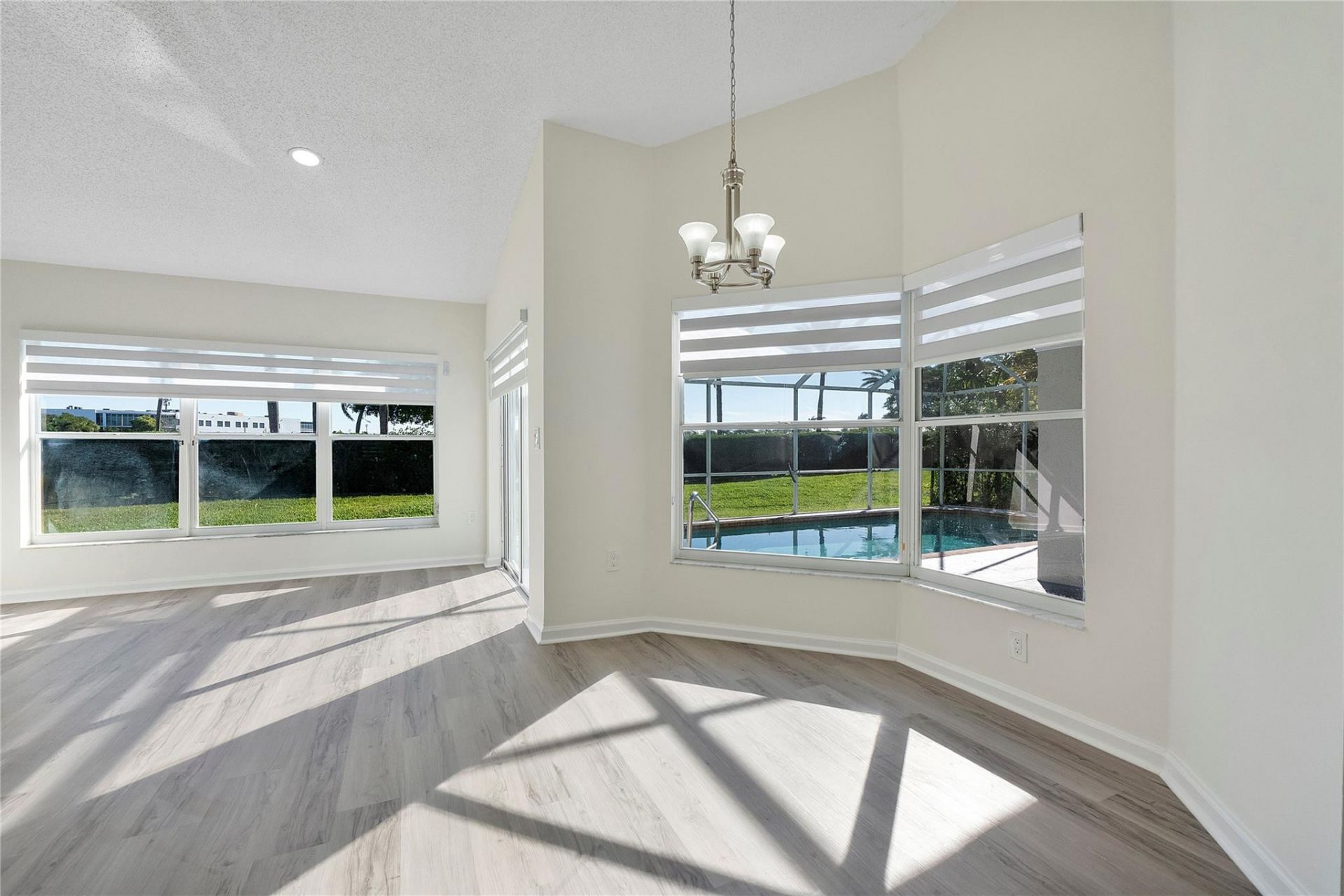 131 NW 187th Avenue, Pembroke Pines, FL 33029 Photo