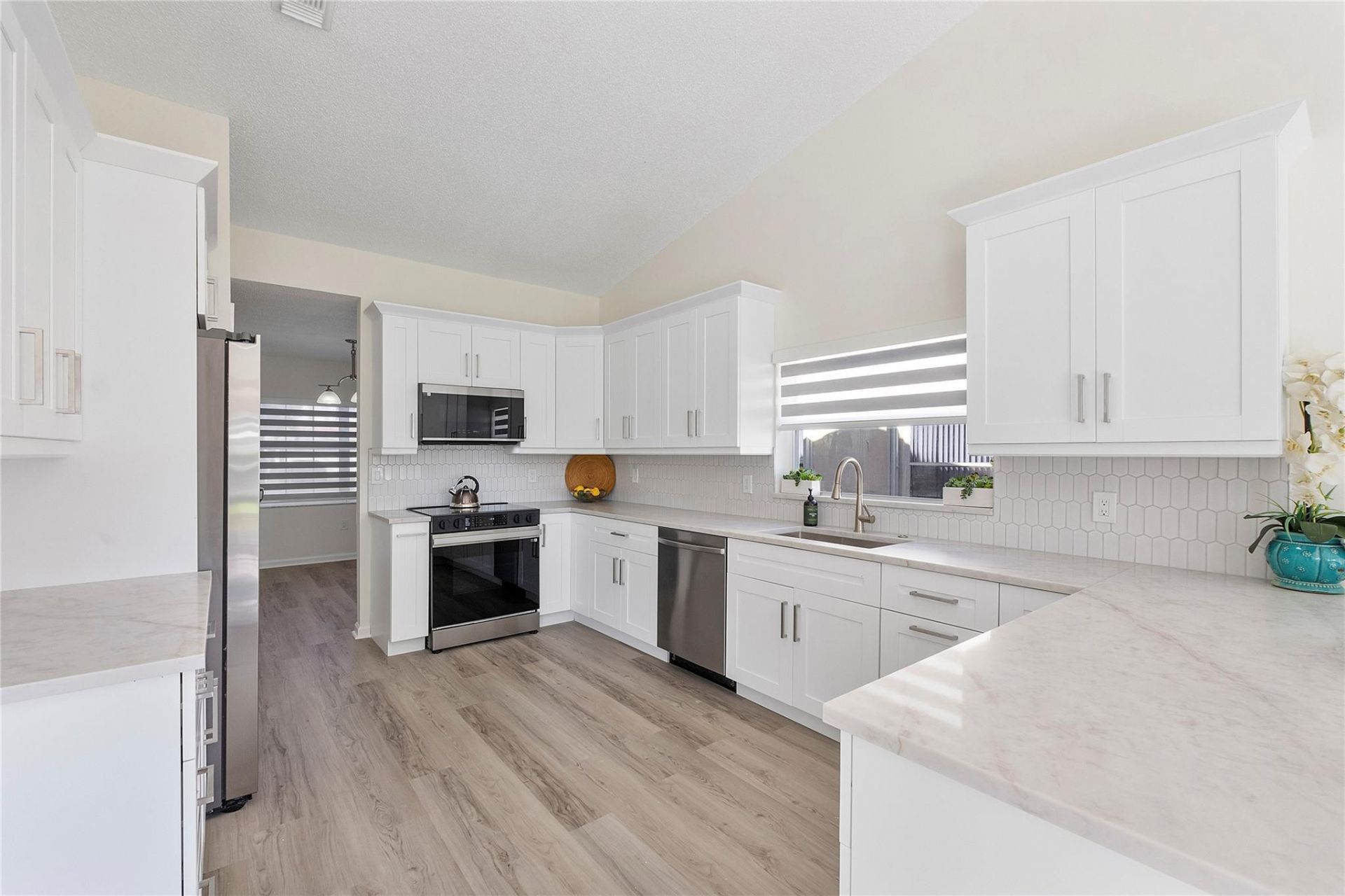 131 NW 187th Avenue, Pembroke Pines, FL 33029 Photo