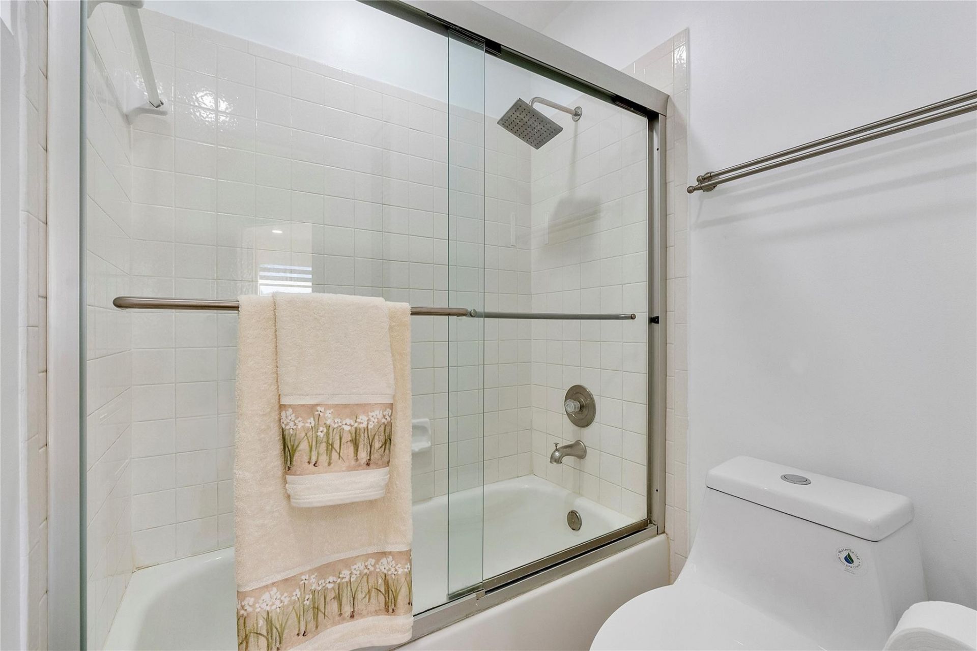 131 NW 187th Avenue, Pembroke Pines, FL 33029 Photo