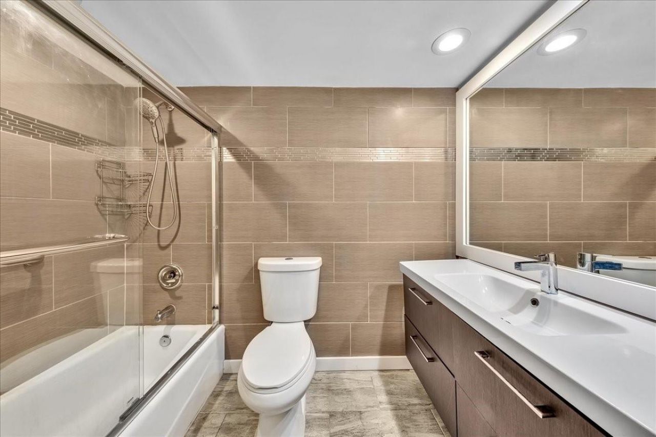 3520 Oaks Way, Unit 306, Pompano Beach, FL 33069 Photo