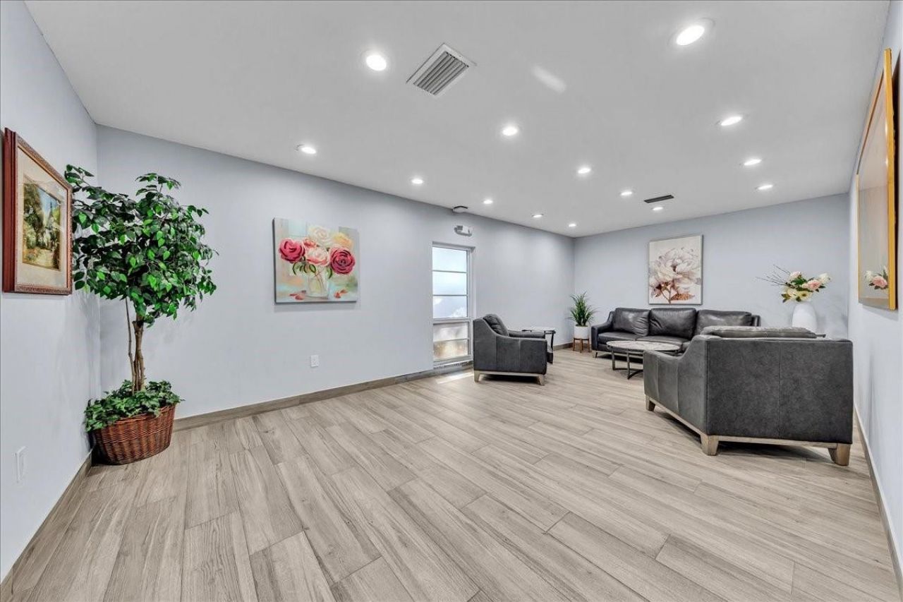 3520 Oaks Way, Unit 306, Pompano Beach, FL 33069 Photo