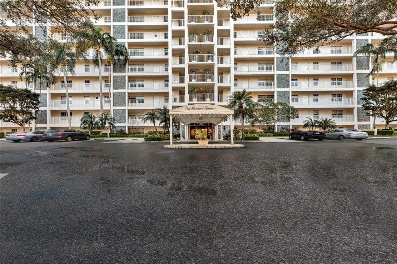 3520 Oaks Way, Unit 306, Pompano Beach, FL 33069 Photo