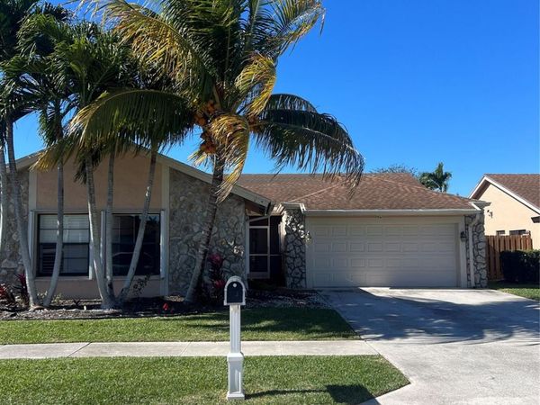 21023 Rustlewood Avenue, Boca Raton, FL 33428