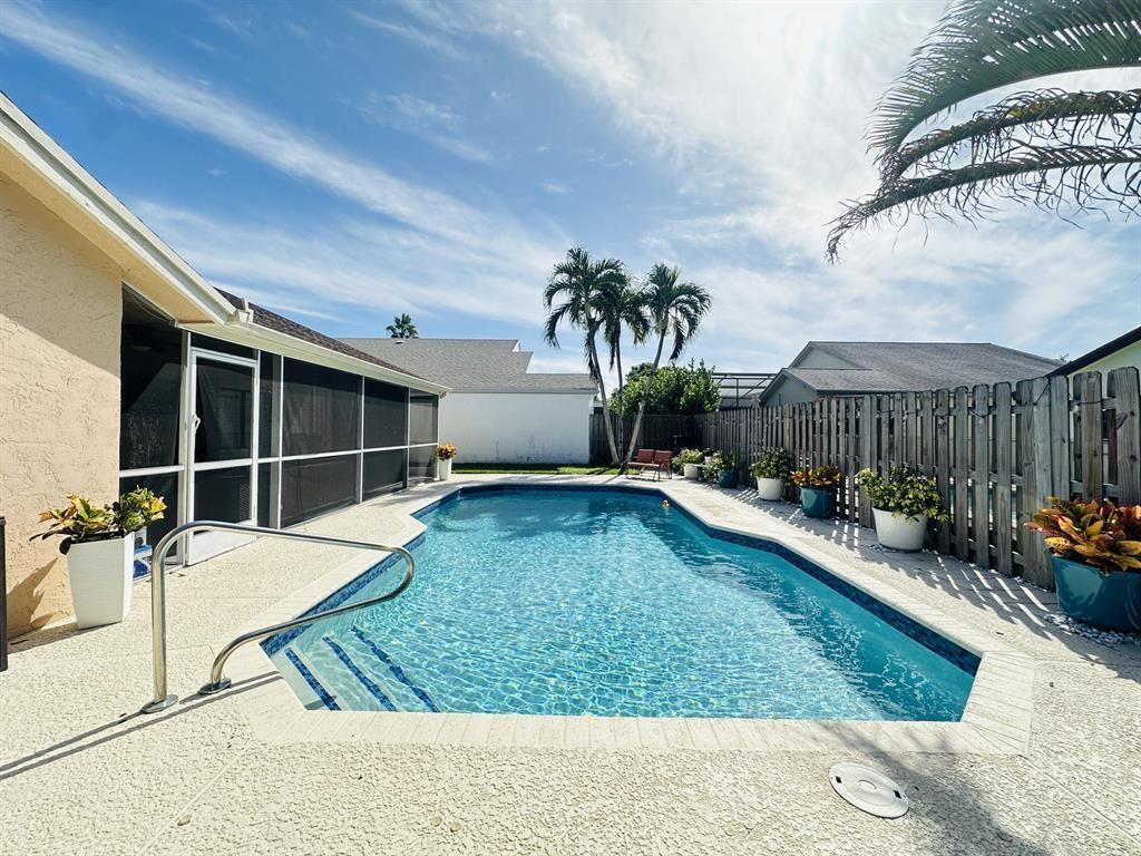 21023 Rustlewood Avenue, Boca Raton, FL 33428 Photo