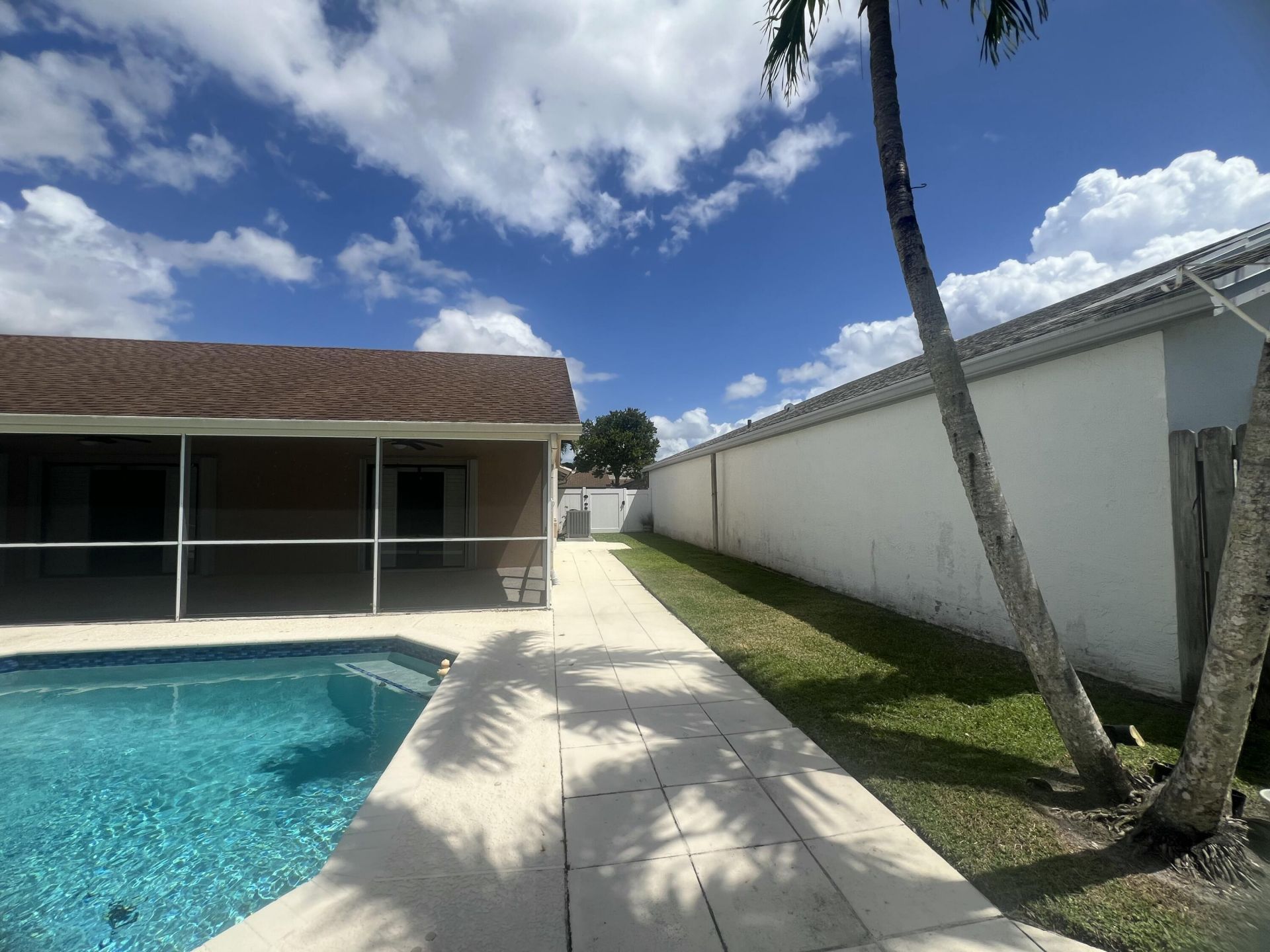 21023 Rustlewood Avenue, Boca Raton, FL 33428 Photo