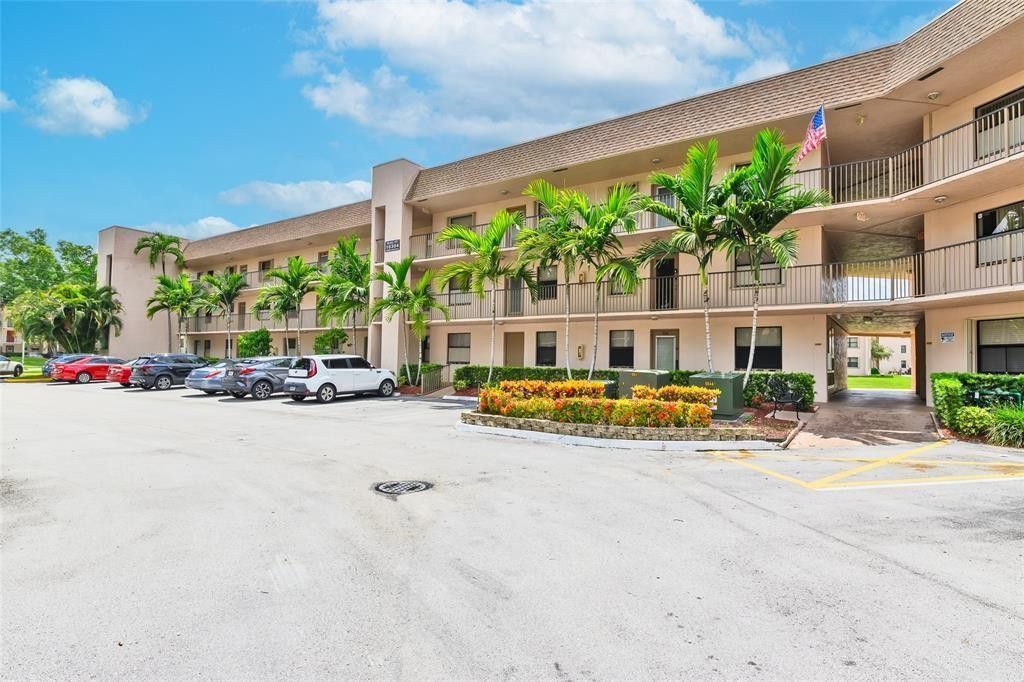 10304 Sunrise Lakes Boulevard, Unit 202, Sunrise, FL 33322 Photo