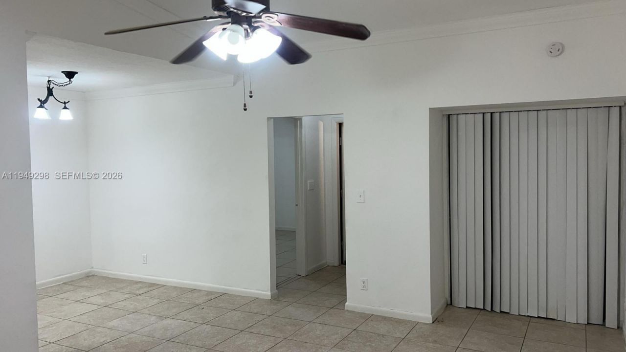 1802 Waterview Cir, Unit 1802, Palm Springs, FL 33461 Photo