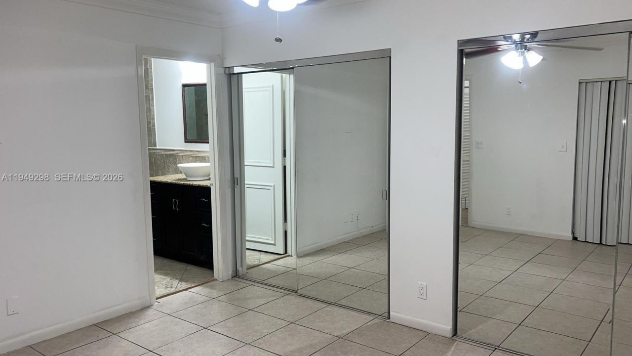 1802 Waterview Cir, Unit 1802, Palm Springs, FL 33461 Photo