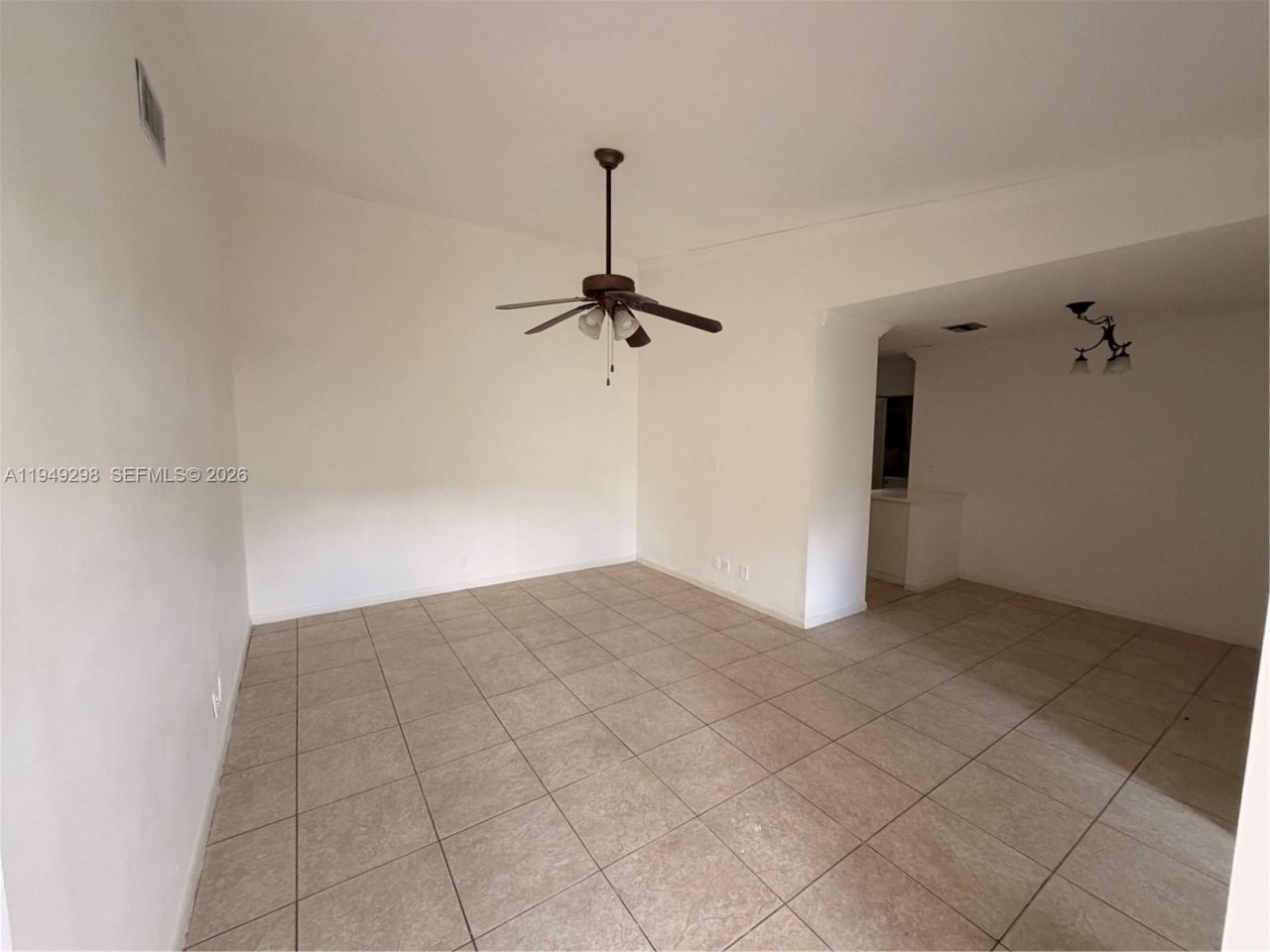 1802 Waterview Cir, Unit 1802, Palm Springs, FL 33461 Photo
