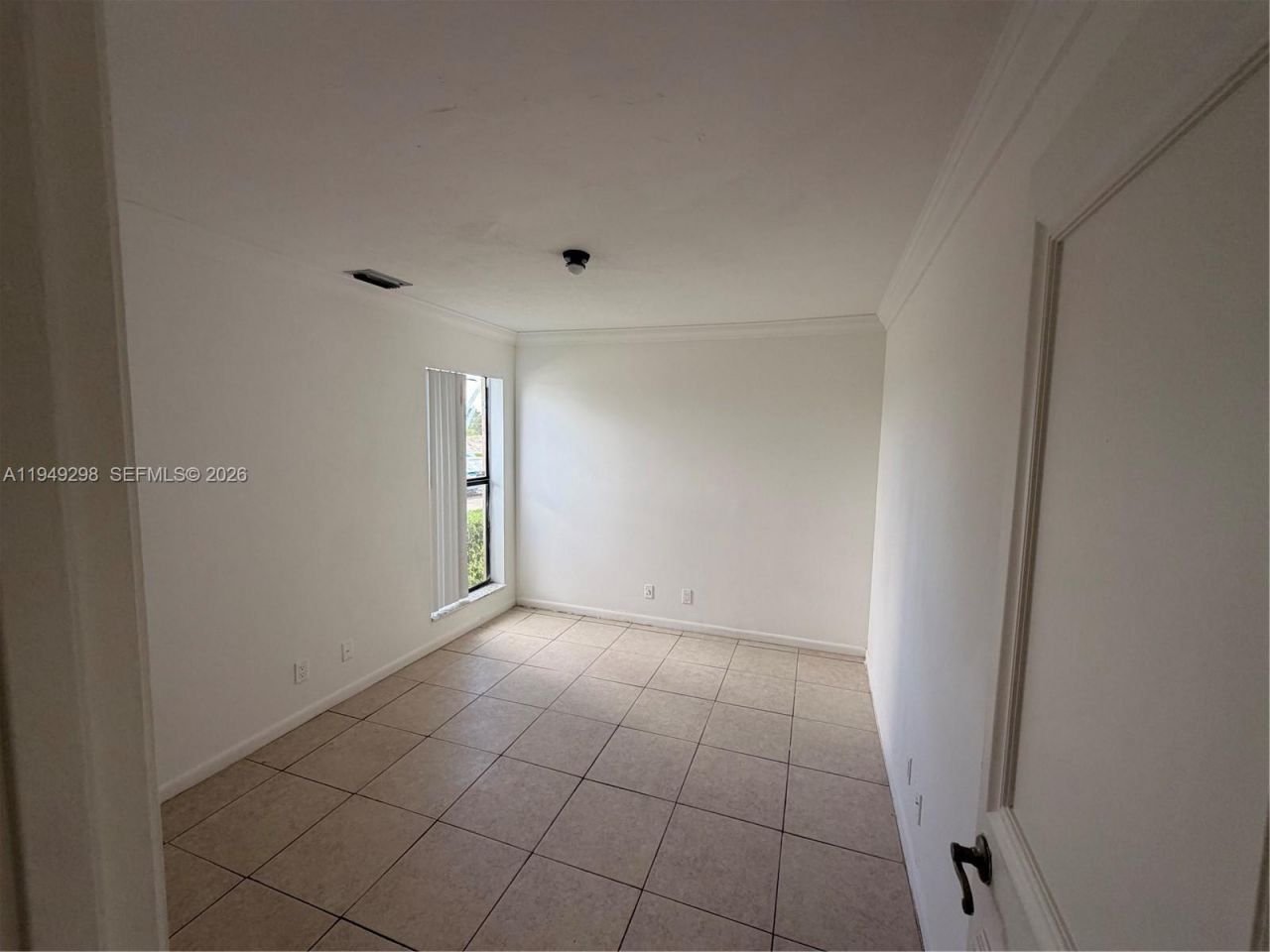 1802 Waterview Cir, Unit 1802, Palm Springs, FL 33461 Photo