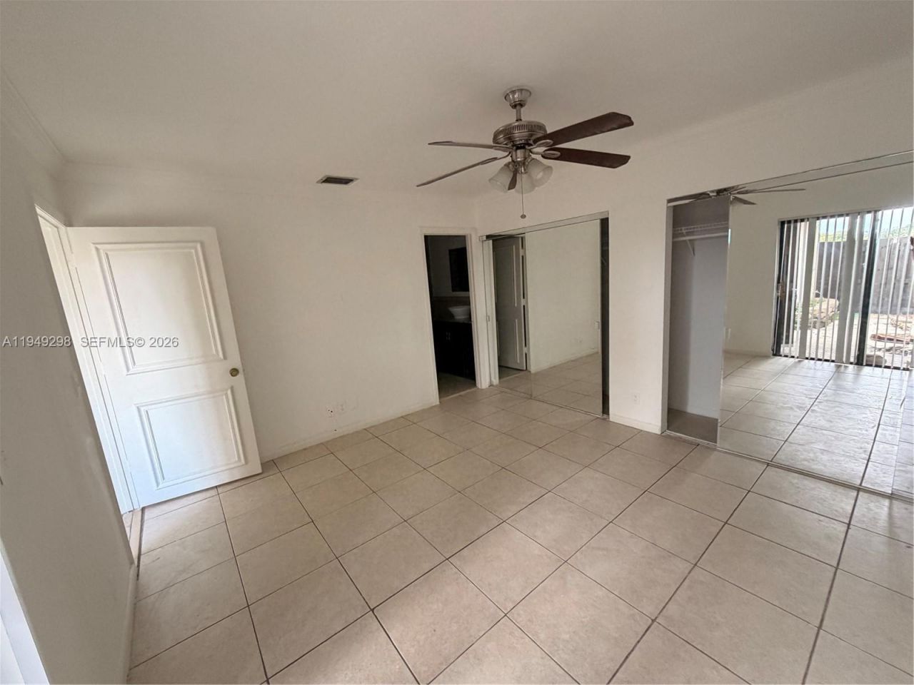 1802 Waterview Cir, Unit 1802, Palm Springs, FL 33461 Photo