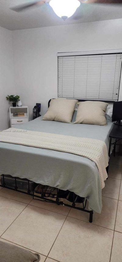 6265 SW 31st St, Unit b, Miami, FL 33155 Photo