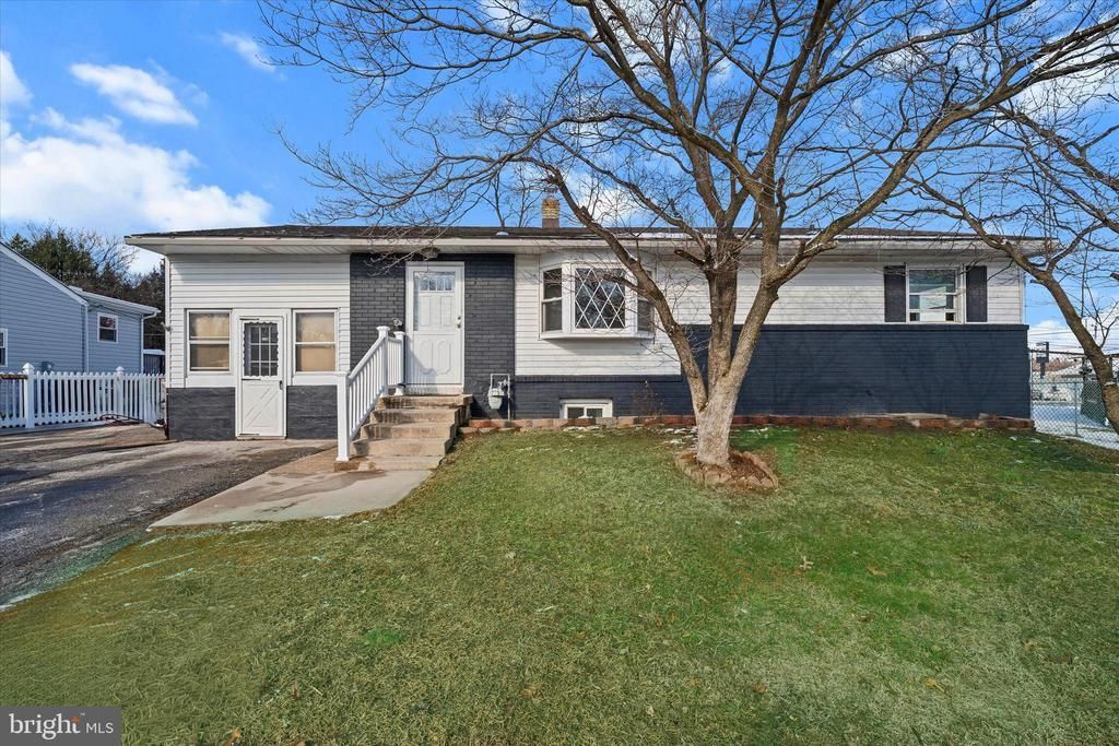 4 Rambo Terrace, New Castle, DE 19720 Main Photo