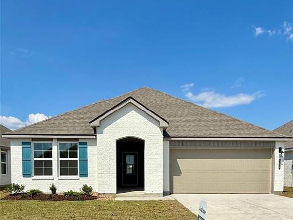 341 Sawyer Drive, Sulphur, LA 70665