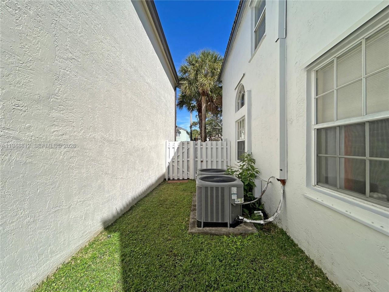 15826 NW 11th St, Pembroke Pines, FL 33028 Photo