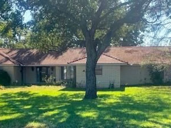 12311 Gholson Road, Gholson, TX 76705