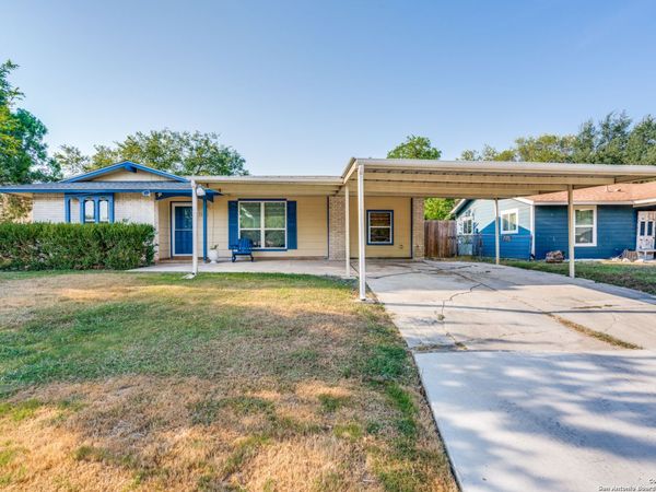 5210 Foxcross, Kirby, TX 78219