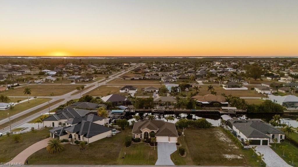 810 NW 36th Ave, Cape Coral, FL 33993 Photo