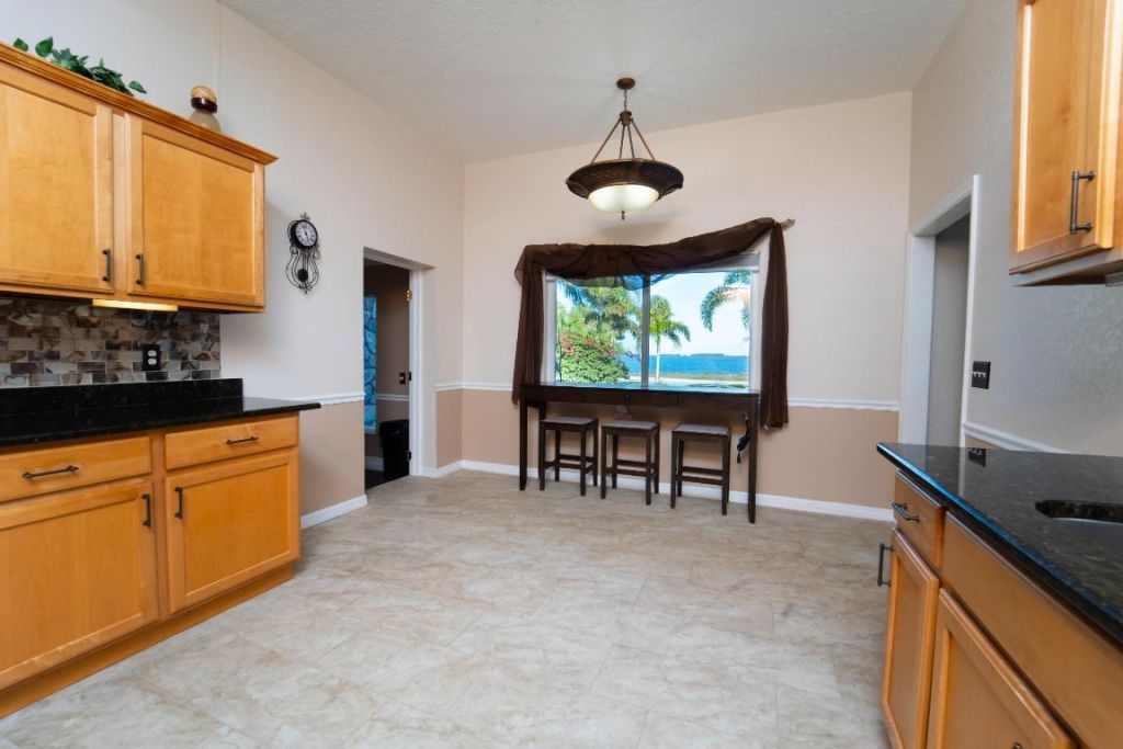 4751 S Indian River Drive, Fort Pierce, FL 34982 Photo