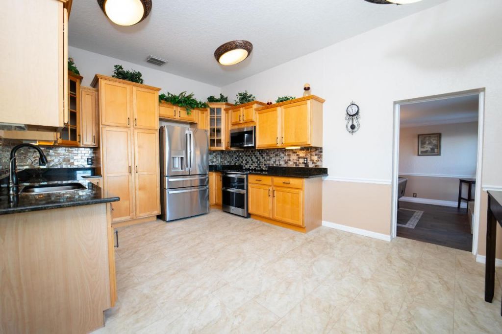 4751 S Indian River Drive, Fort Pierce, FL 34982 Photo