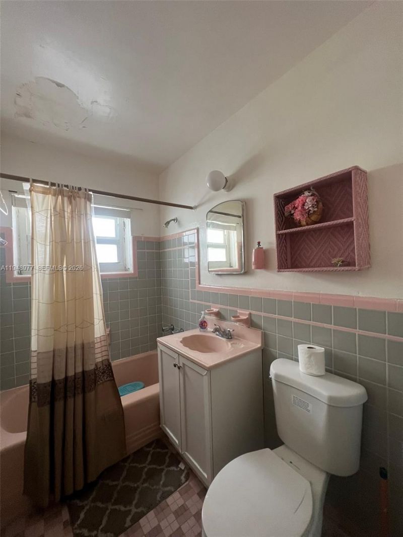 5561 SW 5th Ter, Miami, FL 33134 Photo