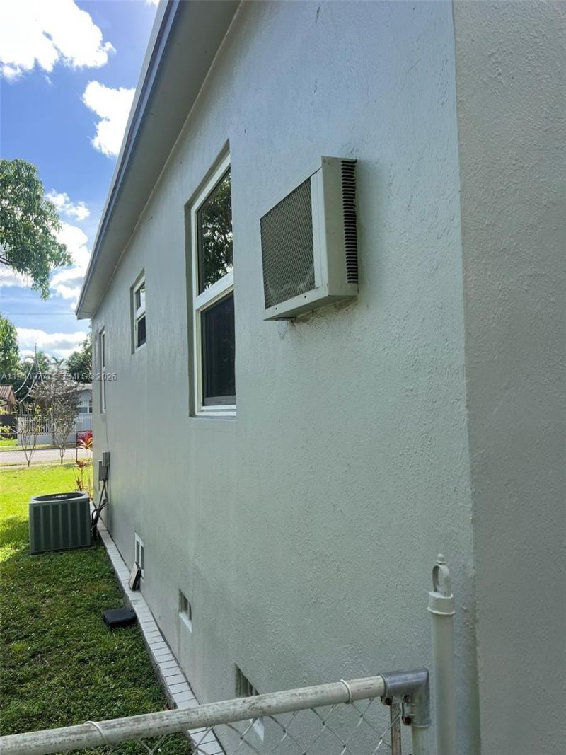 5561 SW 5th Ter, Miami, FL 33134 Photo