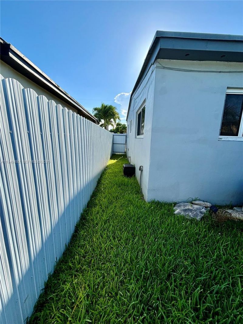 3521 SW 88th Ct, Miami, FL 33165 Photo