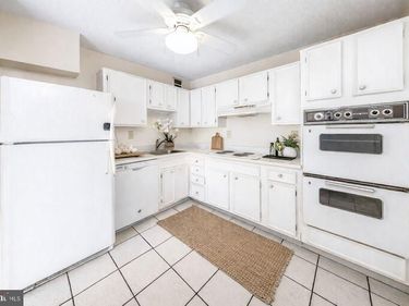 307 YOAKUM PARKWAY, Unit 802, ALEXANDRIA, VA 22304