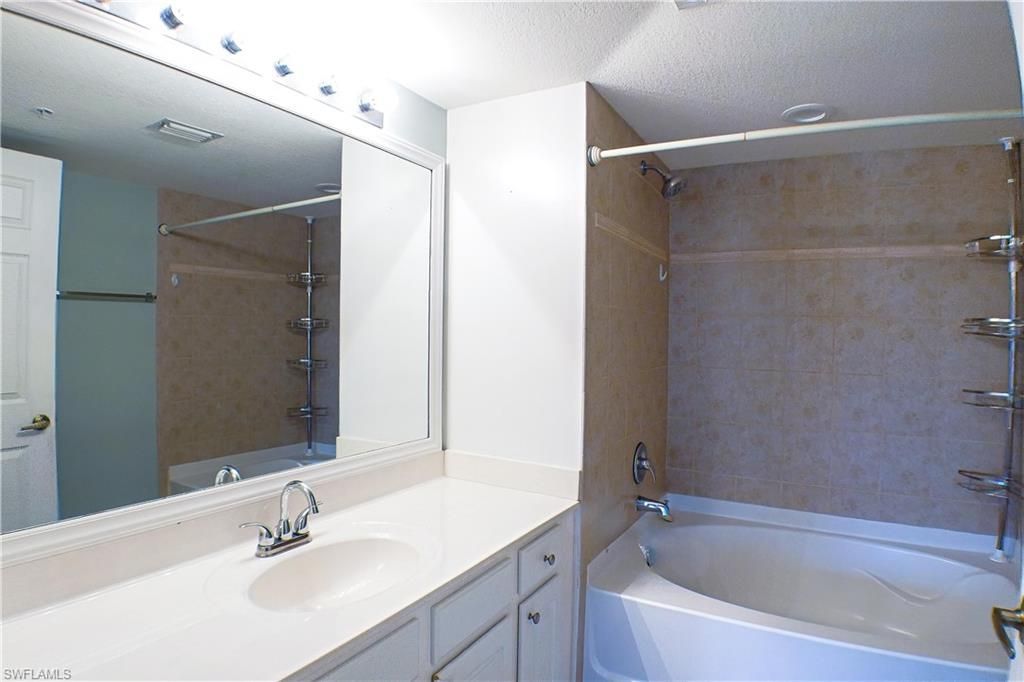 4135 Residence Dr, Unit 620, Fort Myers, FL 33901 Photo