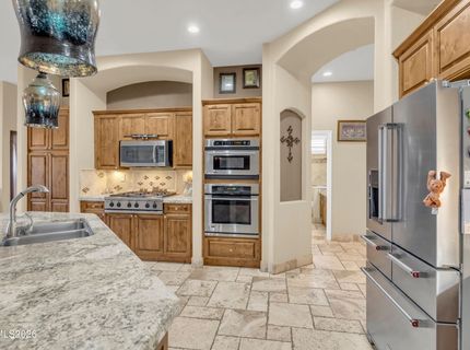 8051 Caceres Court, Sparks, NV 89436 Photo