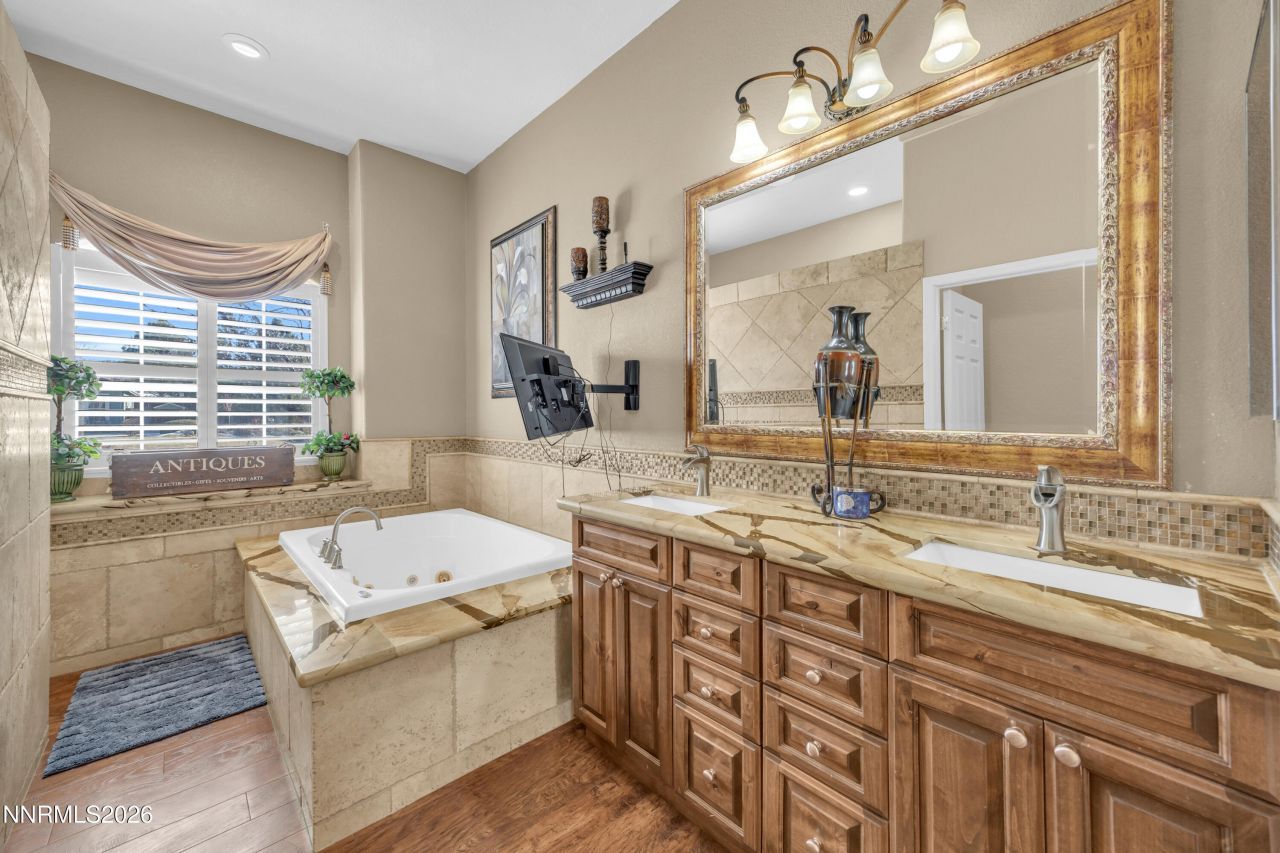 8051 Caceres Court, Sparks, NV 89436 Photo