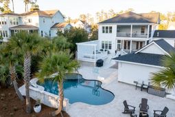 3555 Holmgren Street photo 4