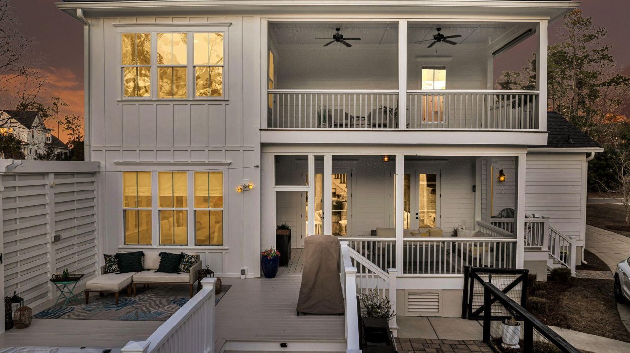 3555 Holmgren Street Photo 38