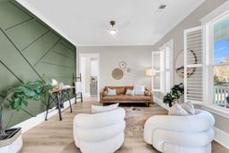 3555 Holmgren Street photo 4