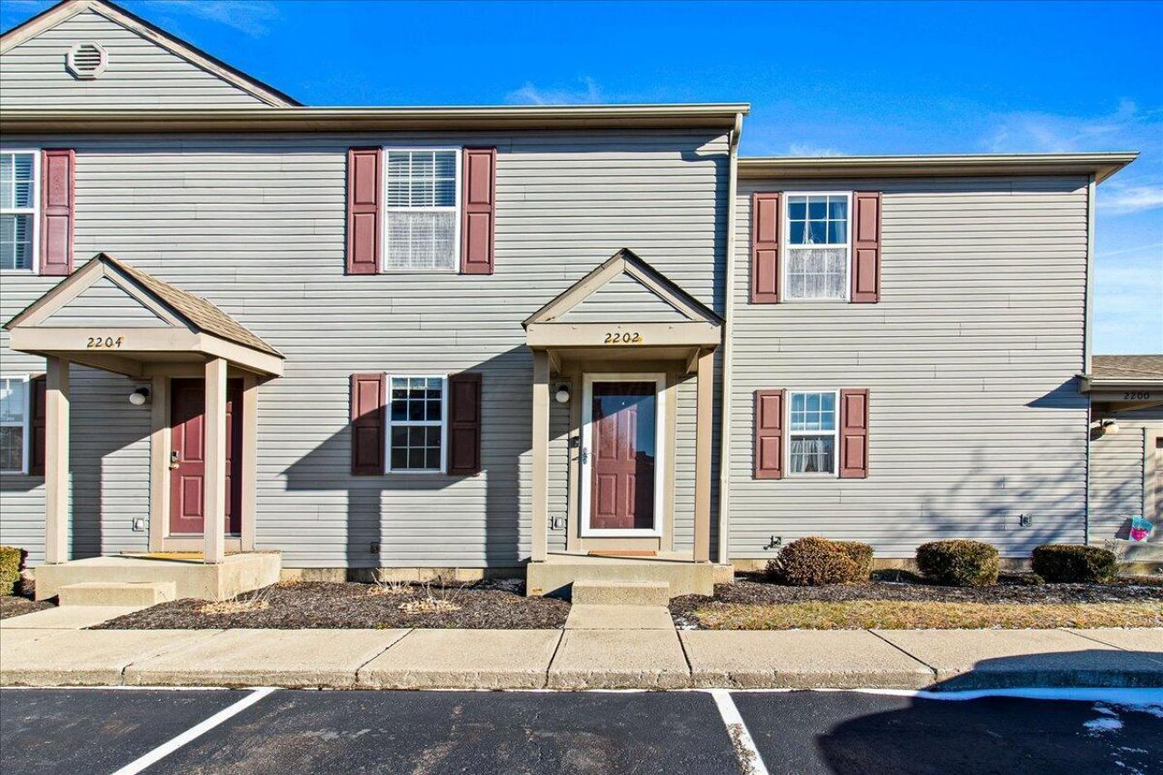 2202 Sandman Drive, Unit 56E, Columbus, OH 43235 Main Photo